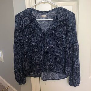 Hollister flower print button up blouse